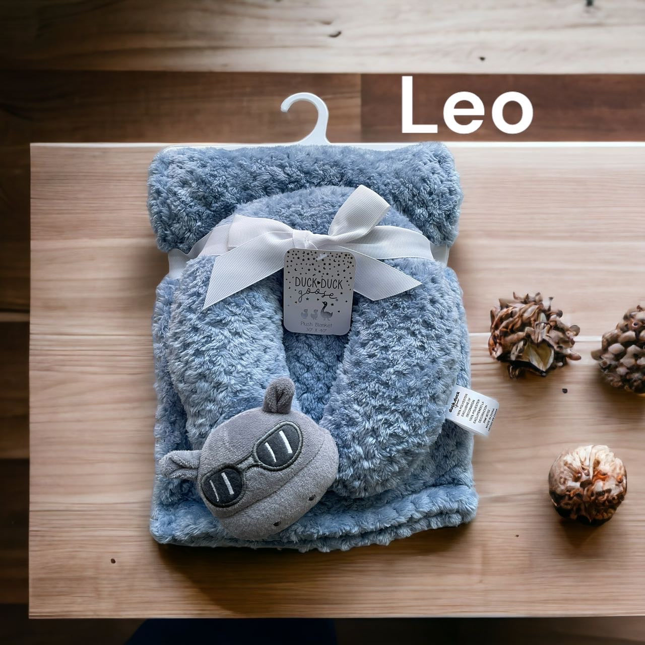 Kid's Blanket with U Pillow " Amazing Quality " 2 pcs for 24.95