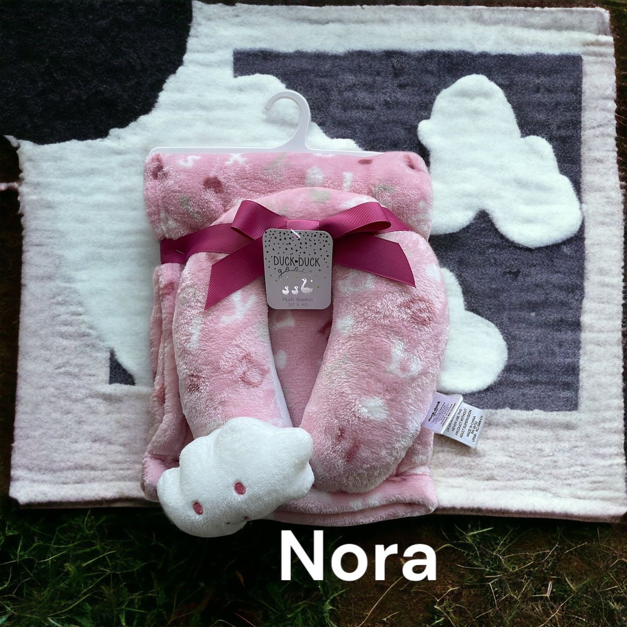 Kid's Blanket with U Pillow " Amazing Quality " 2 pcs for 24.95