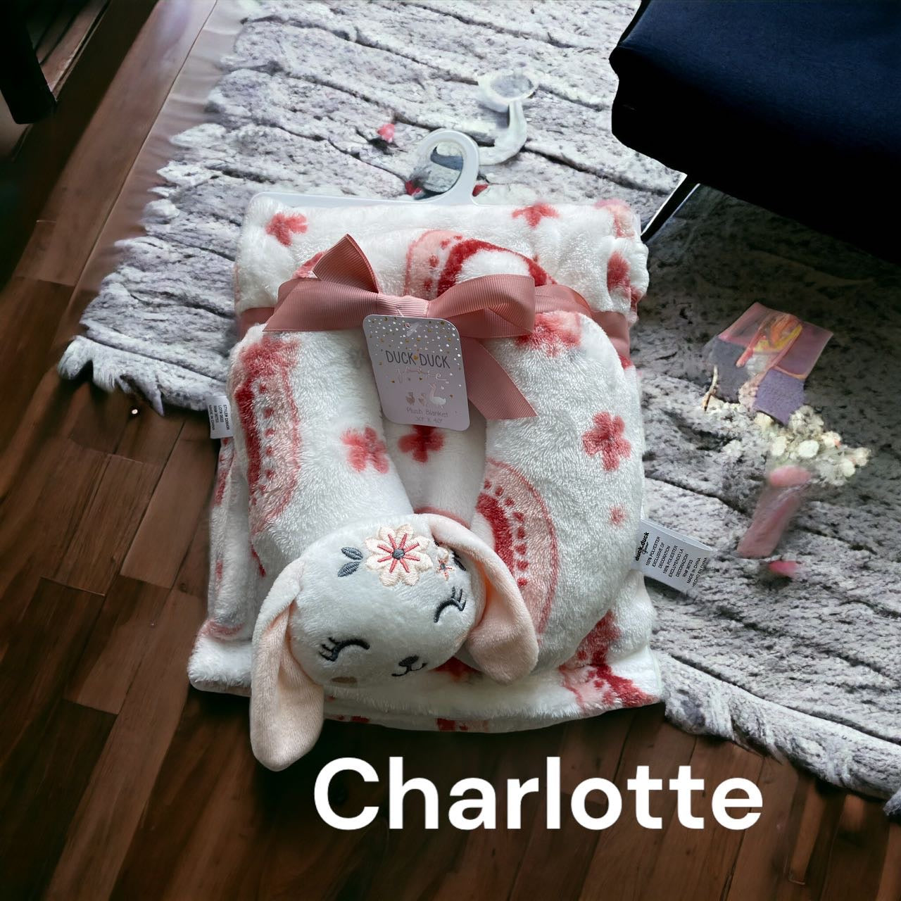 Kid's Blanket with U Pillow " Amazing Quality " 2 pcs for 24.95