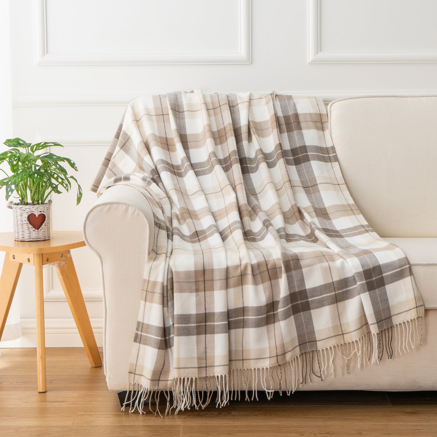 Buffalo Plaid for Couch Soft Woven Blanket with Decorative Fringe Throw Blanket for Bed, Sofa Office BTL17113- Grey&White