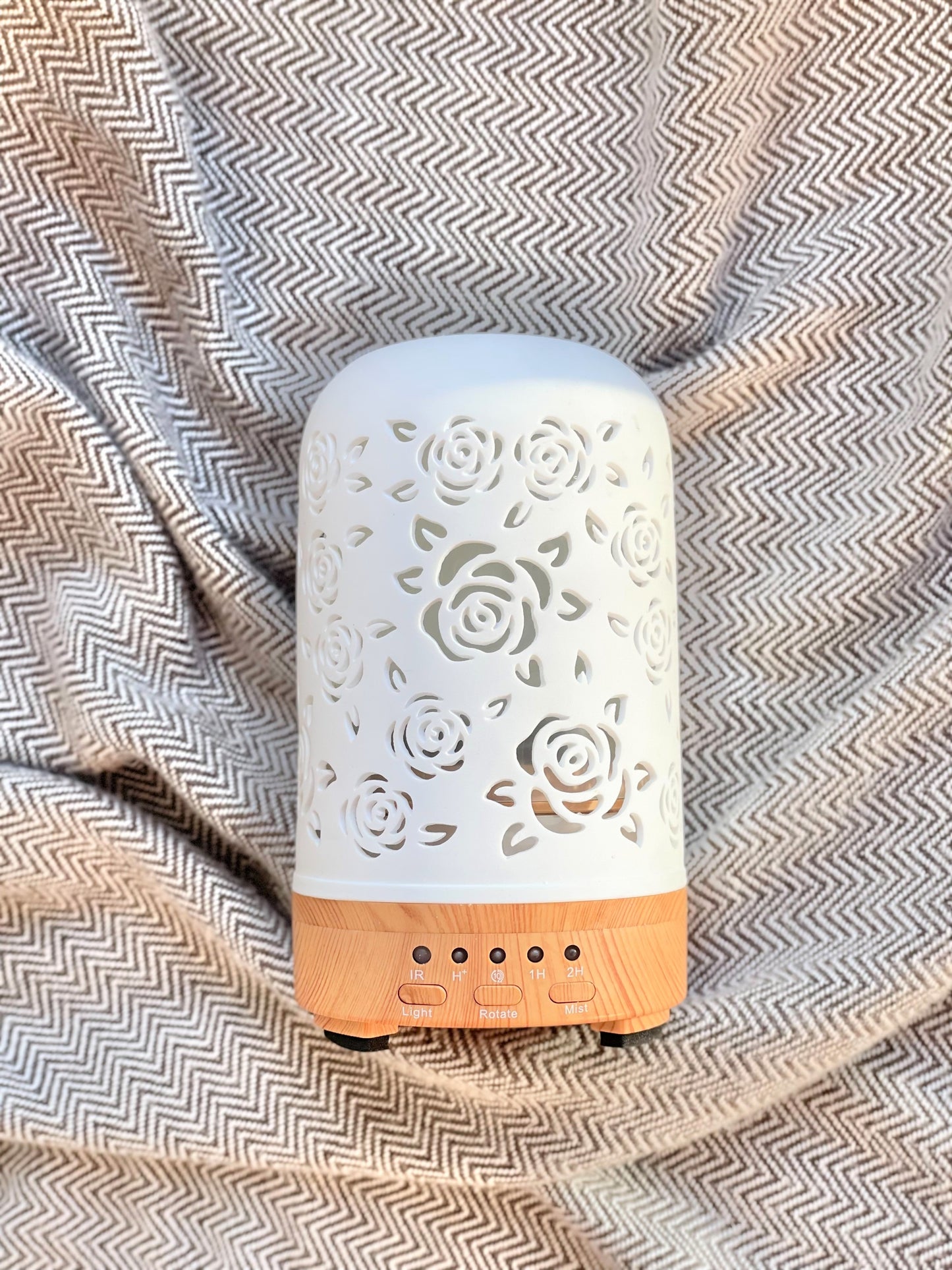 Rotate Ceramic Aroma Diffuser Rose 206760