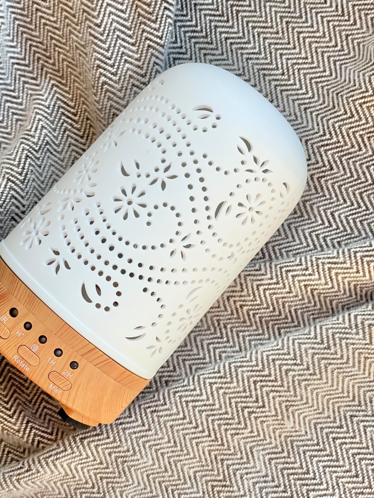 Rotate Ceramic Aroma Diffuser Popular Art 2067604